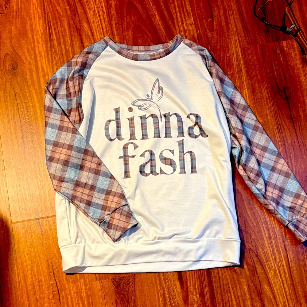 Outlander Plaid Sleeve Graphic Sweatshirt Dinna Fash XL lightweight sweatshirt